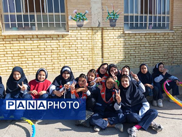 المپیاد ورزشی در دبستان ناهید نخودی
