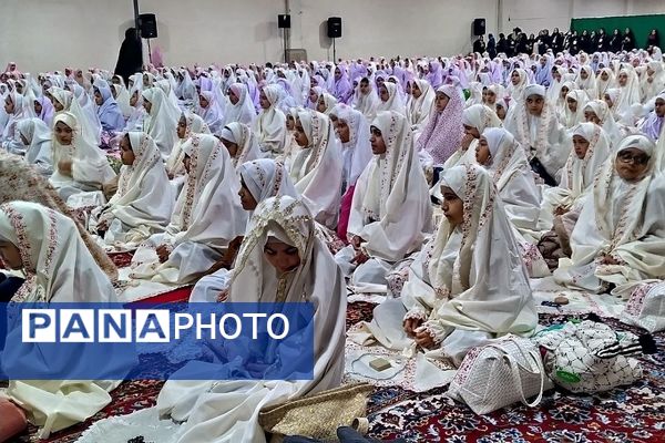 جشن فرشته‌ها در شهر قیامدشت ری یک