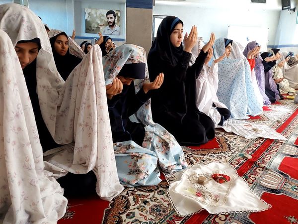 لحظات نورانی نماز استغاثه؛ اتحاد دل‌ها برای طلب باران