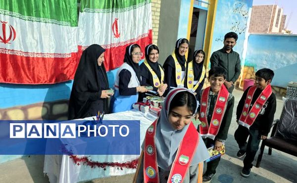 موج کتاب در مدارس روستایی؛ از هدیه‌ ۲۰۰ جلدی تا اشتیاقی برای مطالعه