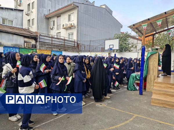 دبیرستان شاهد خیام میزبان جشنی پرشور به مناسبت روز دانش‌آموز