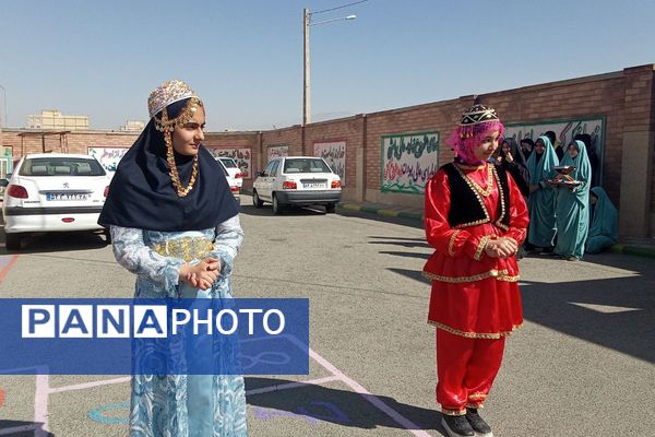  انتخابات همیار مشاور در آموزشگاه هیأت امنایی فرزانگان ملارد