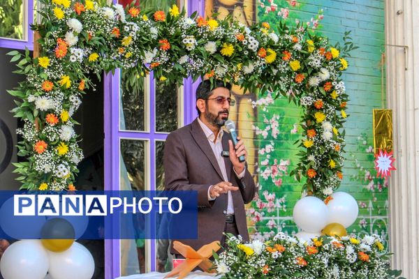 آیین بزرگداشت هفته بهداشت روان و انتخابات همیار مشاوران