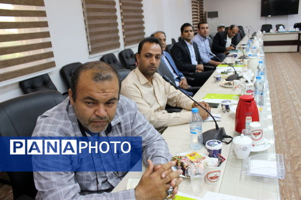 گردهمایی کارشناس مسئولان و کارشناسان مدارس و مراکز غیر دولتی استان بوشهر