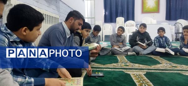 سومین جلسه گفتمان دینی در دبستان پسرانه فضیلت