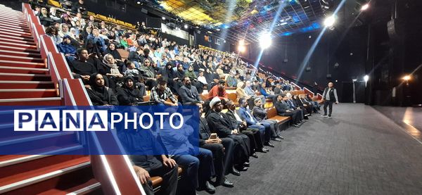 رونمایی از طرح چهارهزارمین خانواده اهل قلم دهه هشتادی و نودی