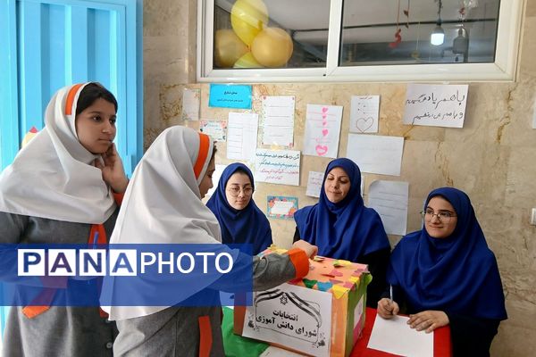 از کلاس تا صندوق رأی؛ تمرین مسئولیت در مدارس فشافویه