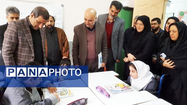 بازدید معاون استاندار و فرماندار مشهد مقدس از دبستان چند معلولیتی کوشا