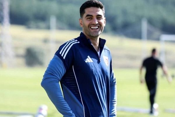 هافبک استقلالی‌ها در یک قدمی اردوگاه سپاهان‌