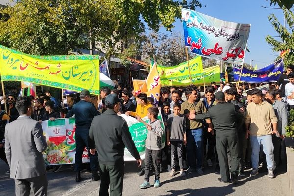 برپایی راهپیمایی باشکوه ۱۳ آبان در شهرستان شیروان