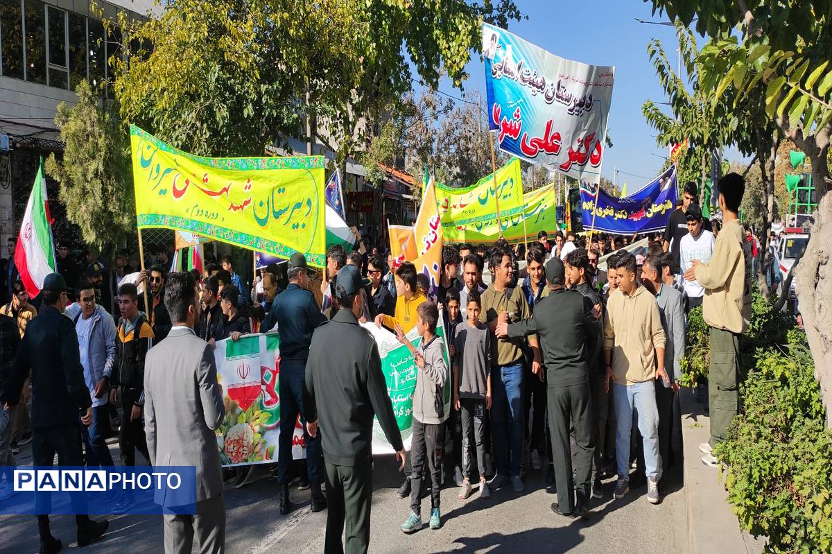 برپایی راهپیمایی باشکوه ۱۳ آبان در شهرستان شیروان