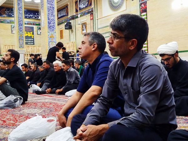 حضور حماسی جوانان و نوجوانان در شب هشتم محرم کاشمر