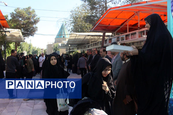 اعزام نخستین گروه از دختران دانش‌آموز ناحیه یک قم به اردوی راهیان نور