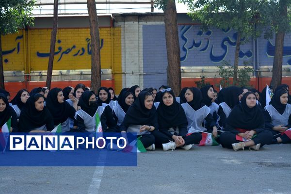 از حرکات رزمی دانش‌آموزان تا طناب‌کشی معلمان، المپیاد ورزشی مدرسه حکمت بهارستان‌دو
