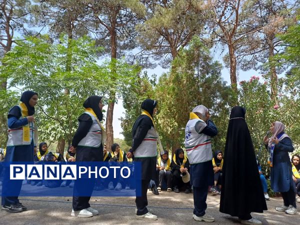پیش اردوی ملی پیشتازان دختر استان اصفهان