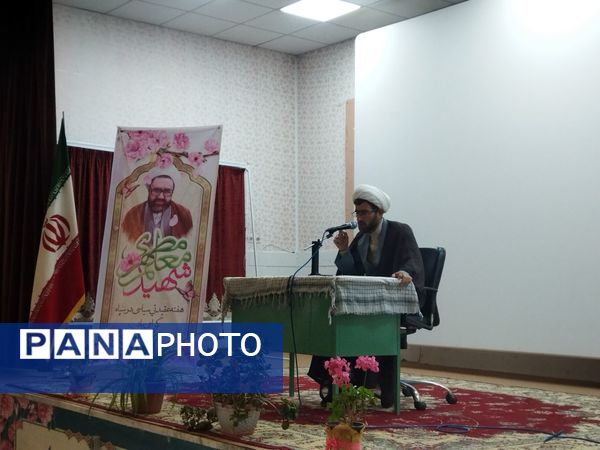 برگزاری همایش عقیدتی، سیاسی در کانون شهید رجائی شهر راز 