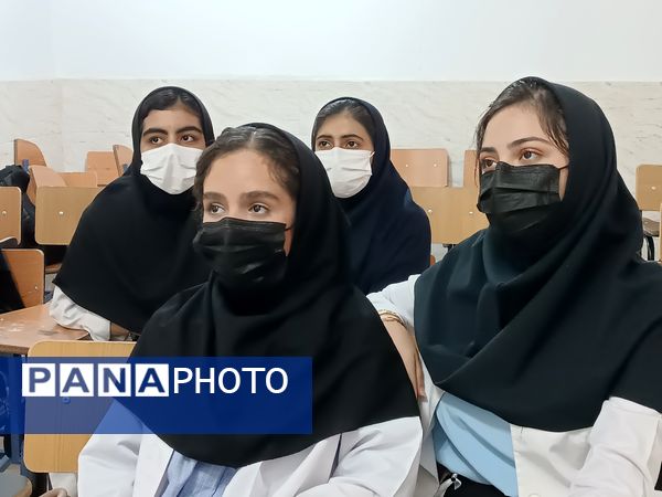 داوری ششمین دوره جشنواره علمی-پژوهشی پژوهشسرای دانشآموزی در هرمزگان