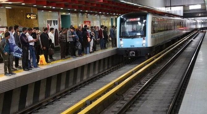 دستگیری قاچاقچی مواد روان گردان در ایستگاه مترو تهران