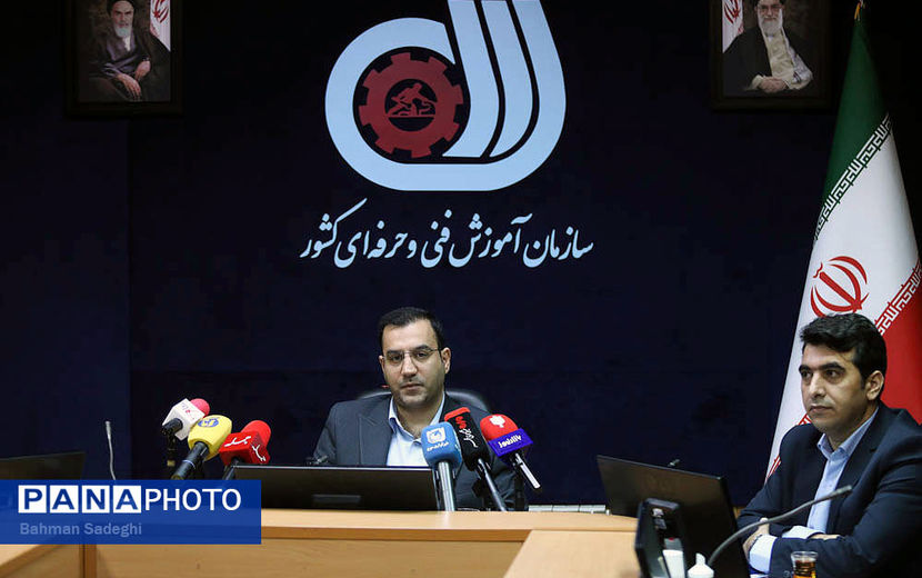 تفاهم‌نامه توسعه مهارت‌های دیجیتال میان سازمان‌های آموزش فنی‌وحرفه‌ای کشور و سازمان نظام صنفی رایانه‌ای منعقد شد