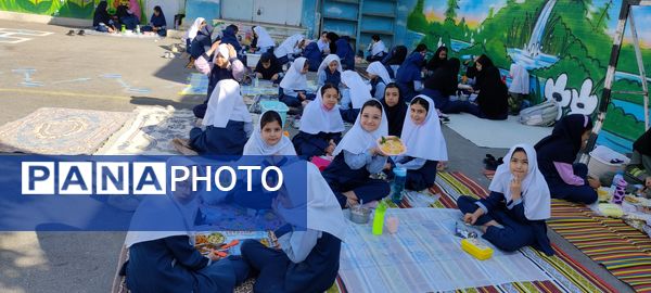 نهار سالم به مناسبت روز جهانی غذا و پوکی استخوان در مدرسه شهید خاقانی شیروان