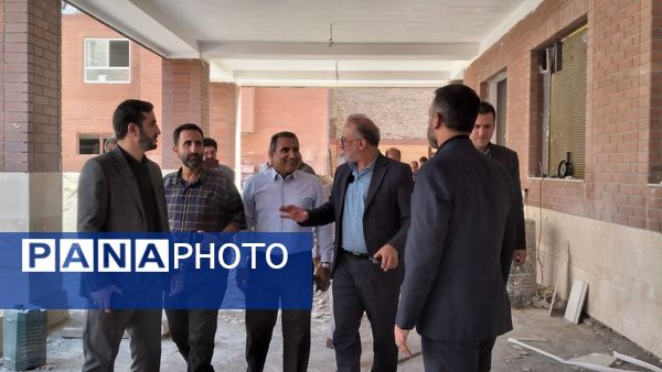 بازدید مدیرکل نوسازی توسعه و تجهیز مدارس استان تهران از پروژه‌های مدارس شهرستان اسلامشهر