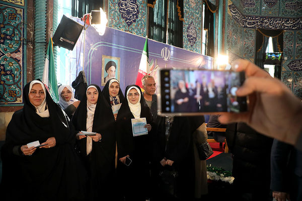 انتخابات 1402 در حسینیه ارشاد