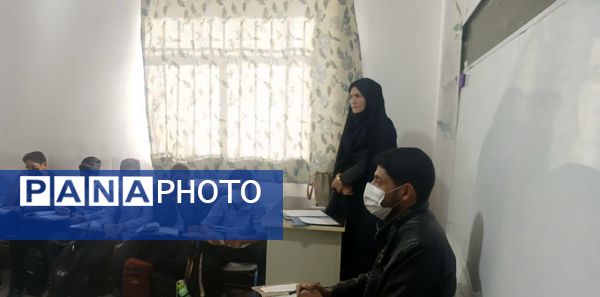 بازدید معاون آموزشی و کارشناس آموزش متوسطه اداره آموزش و پرورش خاتم 