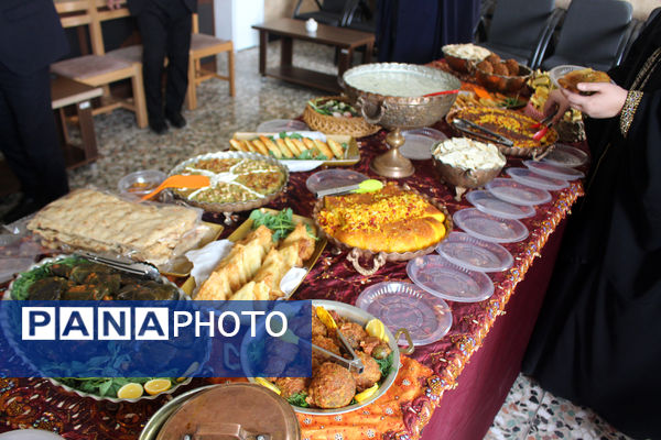 نمایشگاه طرح جابربن حیان در ناحیه یک قم - 2