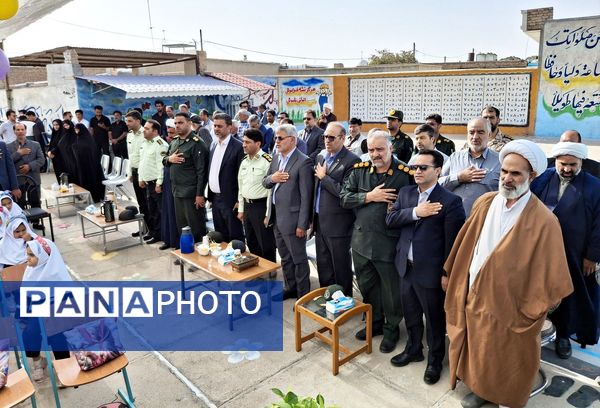 آیین نواختن زنگ شکوفه ها و جوانه ها در شهرستان خلیل‌آباد 