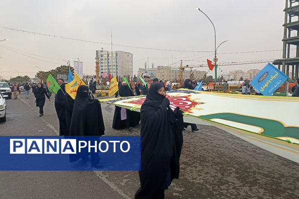 شادپیمایی مردم قم در جشن نیمه شعبان