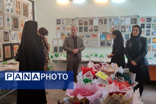 نمایشگاه ماها در هنرستان بصیرت آشخانه