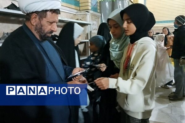 عطر ندبه در مسجد کاووسیه صاحب‌الزمان؛ زمزمه‌هایی که دل‌ها را روشن کرد