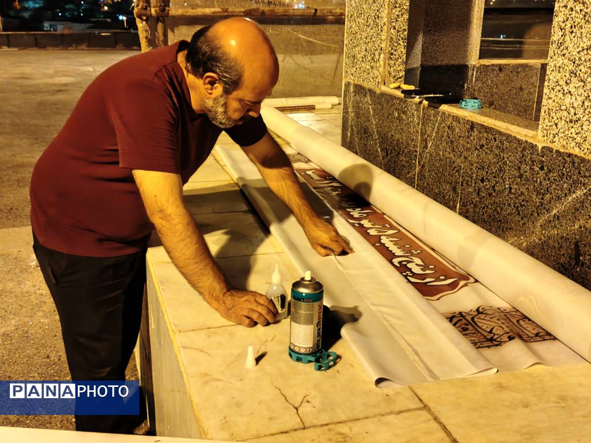 آمادهسازی هیات مکتبالزهرا برای عزاداری محرم حسینی در حاجیآباد