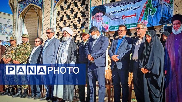 نمایش اقتدار بسیج با حضور مسئولین کشوری