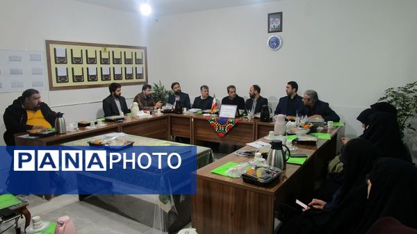 حضور مدیر آموزش و پرورش ناحیه یک کرج در دبیرستان شاهد شهید کلانتری 
