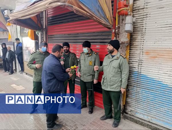 قدردانی مردم از مدافعان امنیت در روز پدر