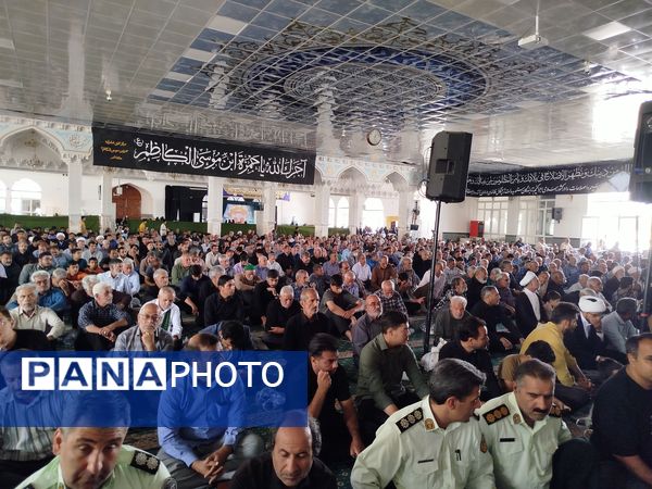نماز جمعه کاشمر با حضور پرشور مردم برگزار شد