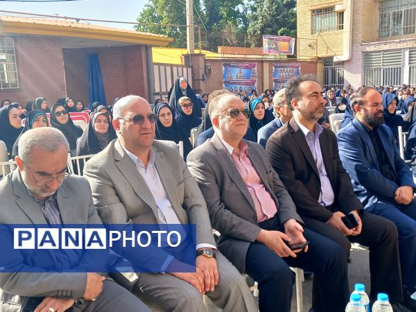 دهه کرامت و اختتامیه کارگروه کوثر در دبیرستان شهید فلاحی ناحیه یک کرج