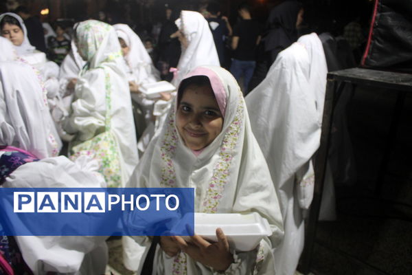 مهمانان ماه خدا اجتماع بزرگ دانش‌آموزان بوشهری 