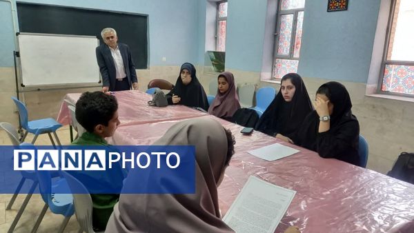  برگزاری دوره توانمندسازی دانش‌آموزان راه یافته به مسابقات استانی فرهنگی و هنری