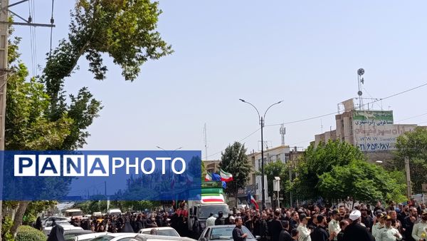 تشییع پیکر دو تن از شهدای جنگ تحمیلی رژیم صهیونیستی همزمان با مراسم تاسوعای حسینی ، در شهرستان ملارد