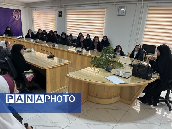 آموزش اصول خبرنگاری پانا در کارگاه 2 روزه در شهرستان خنداب