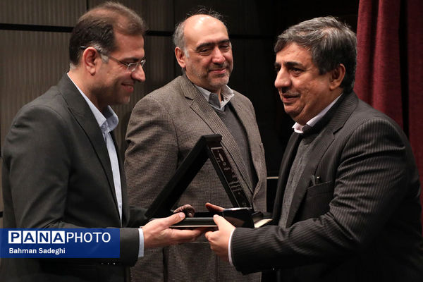 مراسم هفته پژوهش و فناوری دانشگاه تربیت دبیر شهید رجایی