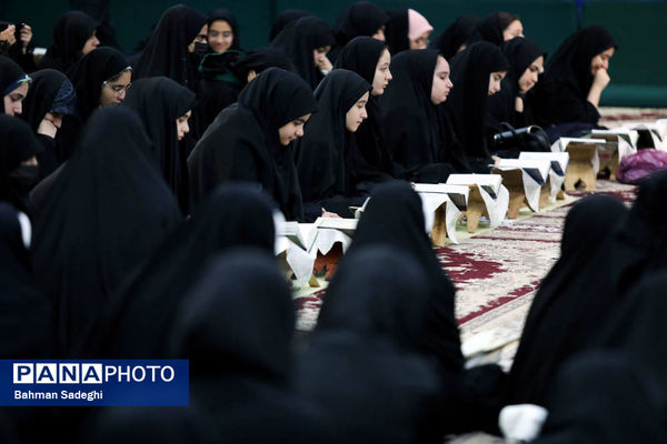 بزرگترین محفل انس با قرآن دانش آموزی