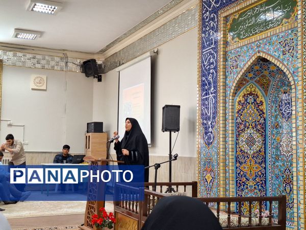 افتتاحیه کلاس‌های تابستانه و رادیو دانش‌آموزی دارالقرآن امام حسین (ع)