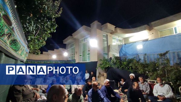 روضه خانگی در یکی از خانه کهن شهرستان کاشمر