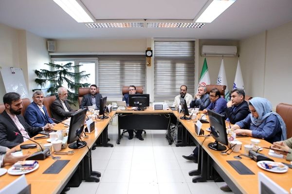 میزهای تخصصی بین‌الملل خانه کتاب و ادبیات ایران آغاز به کار کردند