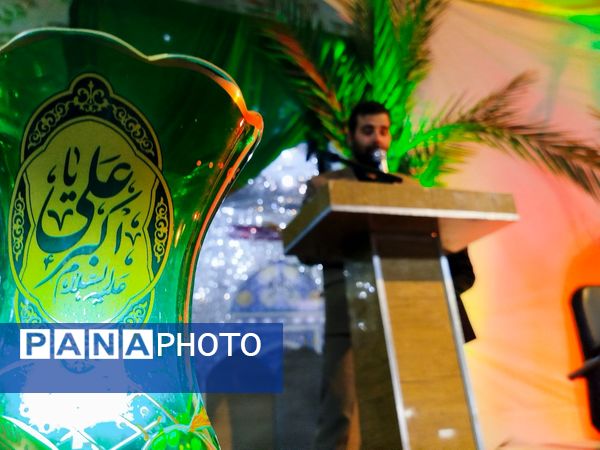 اجتماع عزاداران در جوار امامزاده سید حمزه کاشمر به مناسبت شام غریبان