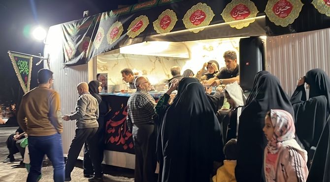 موکبی که به عشق حضرت فاطمه برپا شد