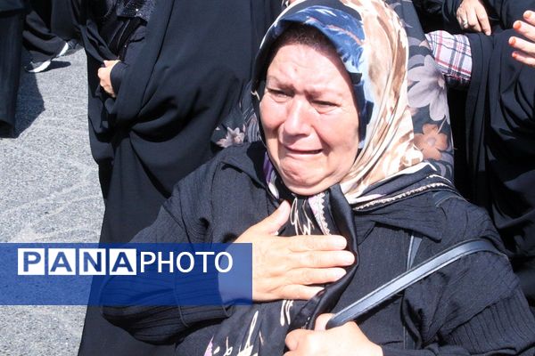تشییعی که بهارستان را یکپارچه عزادار و مفتخر کرد